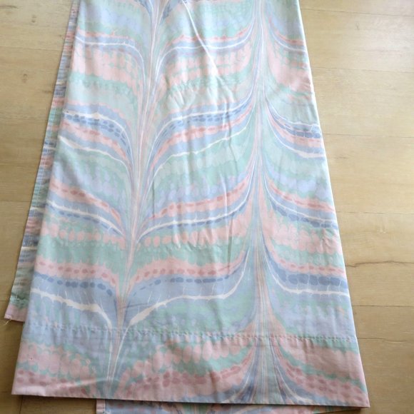 Westpoint Stevens Full Sheets 1 Flat 2 Pillowcases Blue Pink Whale Tail No Iron - Picture 2 of 7